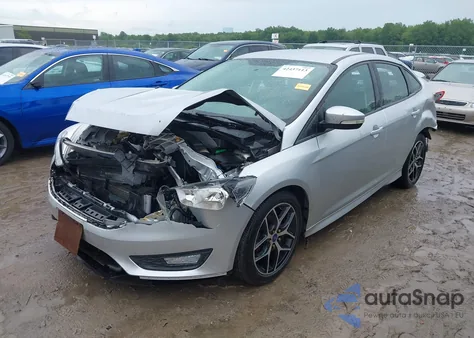 2016 Ford Focus Se z USA, uszkodzony, nr VIN 1FADP3F28GL403469